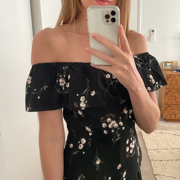 Off the shoulder floral maxi - Picture 4 of 5